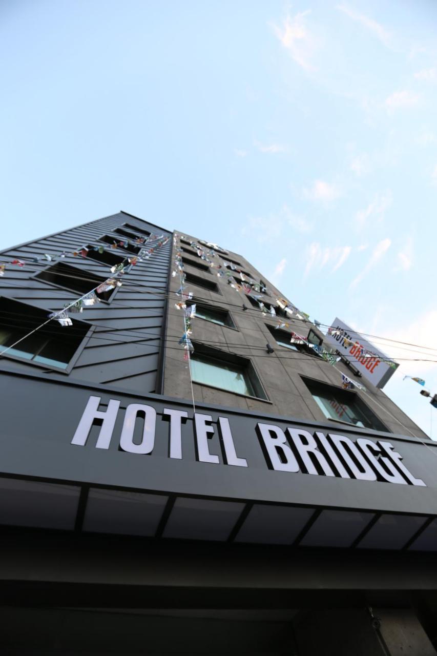 Hotel Bridge Пусан Екстер'єр фото